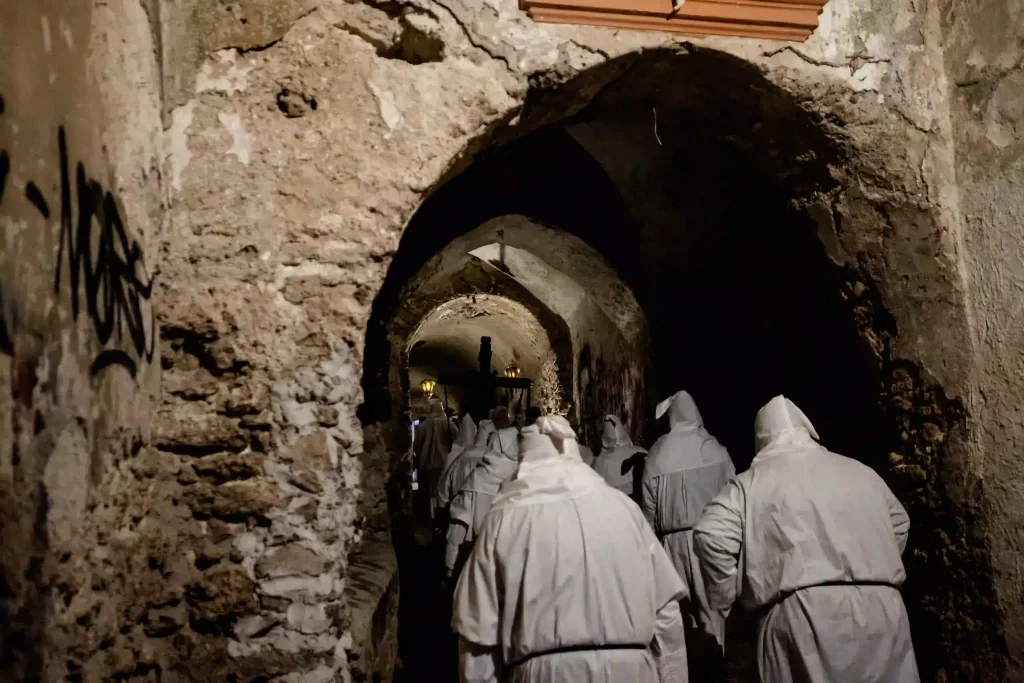 Reportage fotografico dei Paputi, una tradizione millenaria della città di Sarno