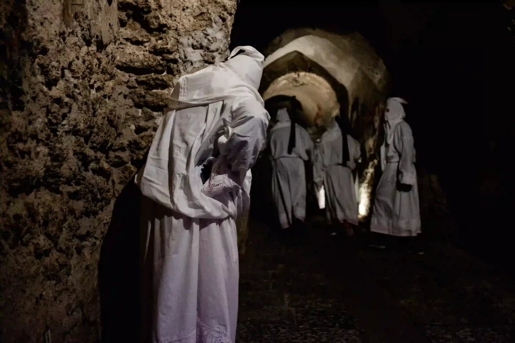 Reportage fotografico dei Paputi, una tradizione millenaria della città di Sarno