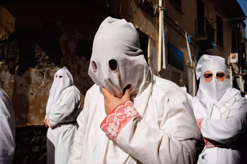 Reportage fotografico dei Paputi, una tradizione millenaria della città di Sarno