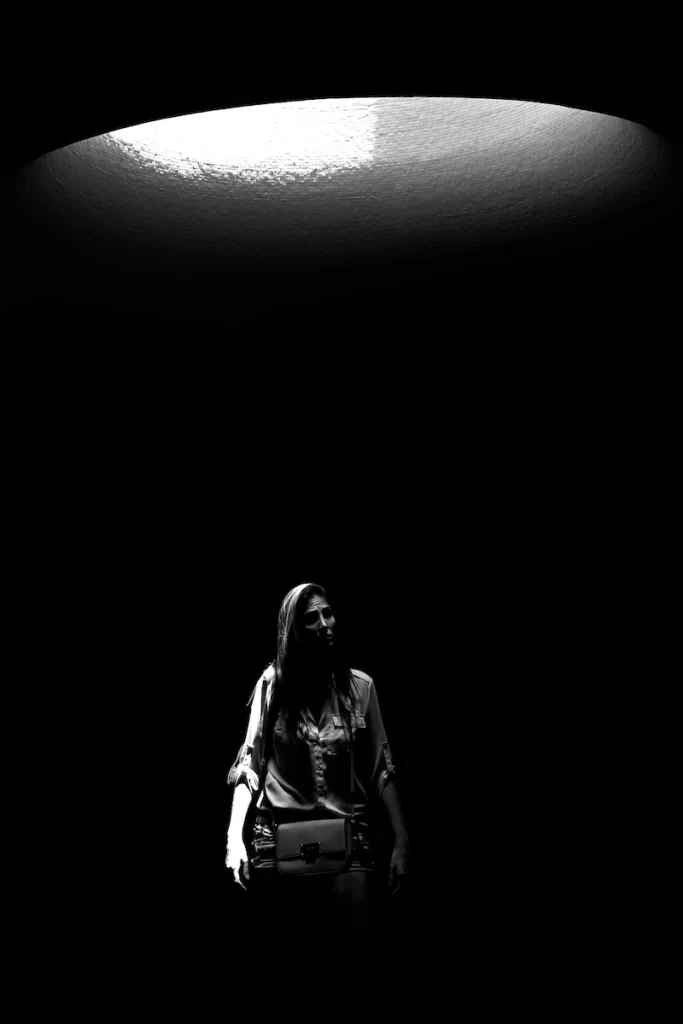 Nihilism è un progetto di Street Photography di Raffaele Izzo